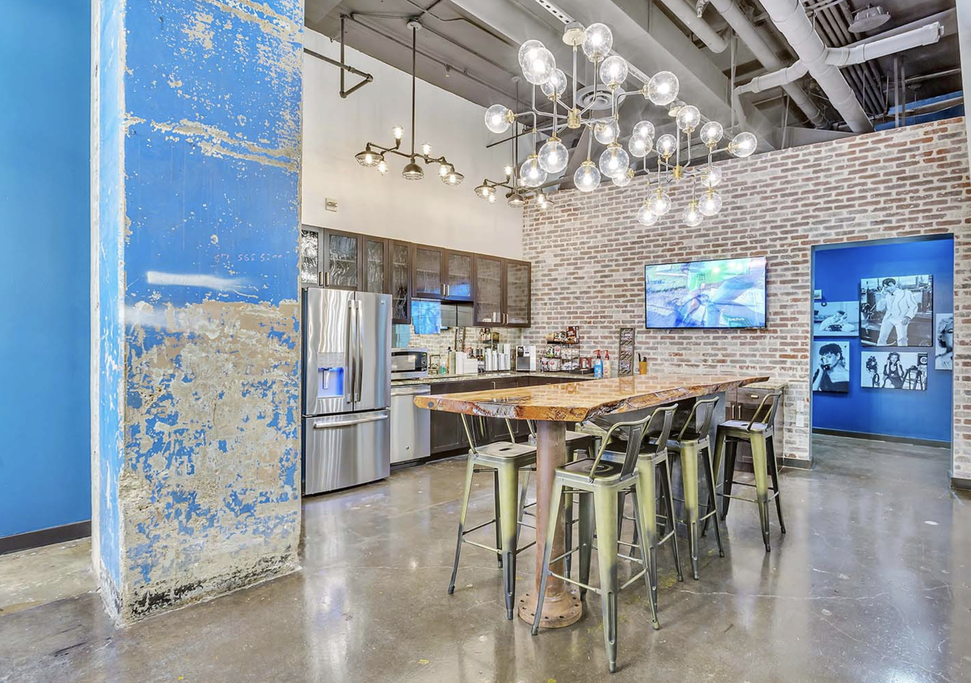 Lofts at Mockingbird Station Apartments - Reel 57 of 58