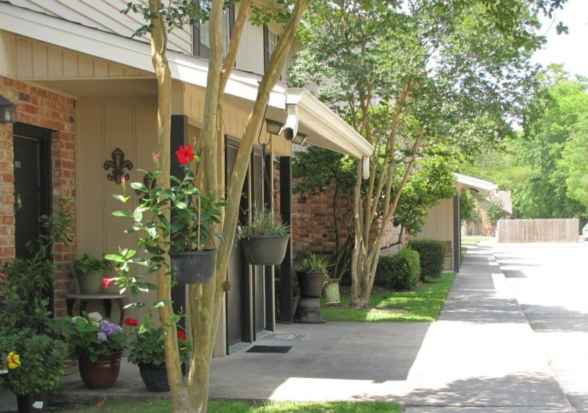 Hidden Pointe Apartments - Reel 55 of 59